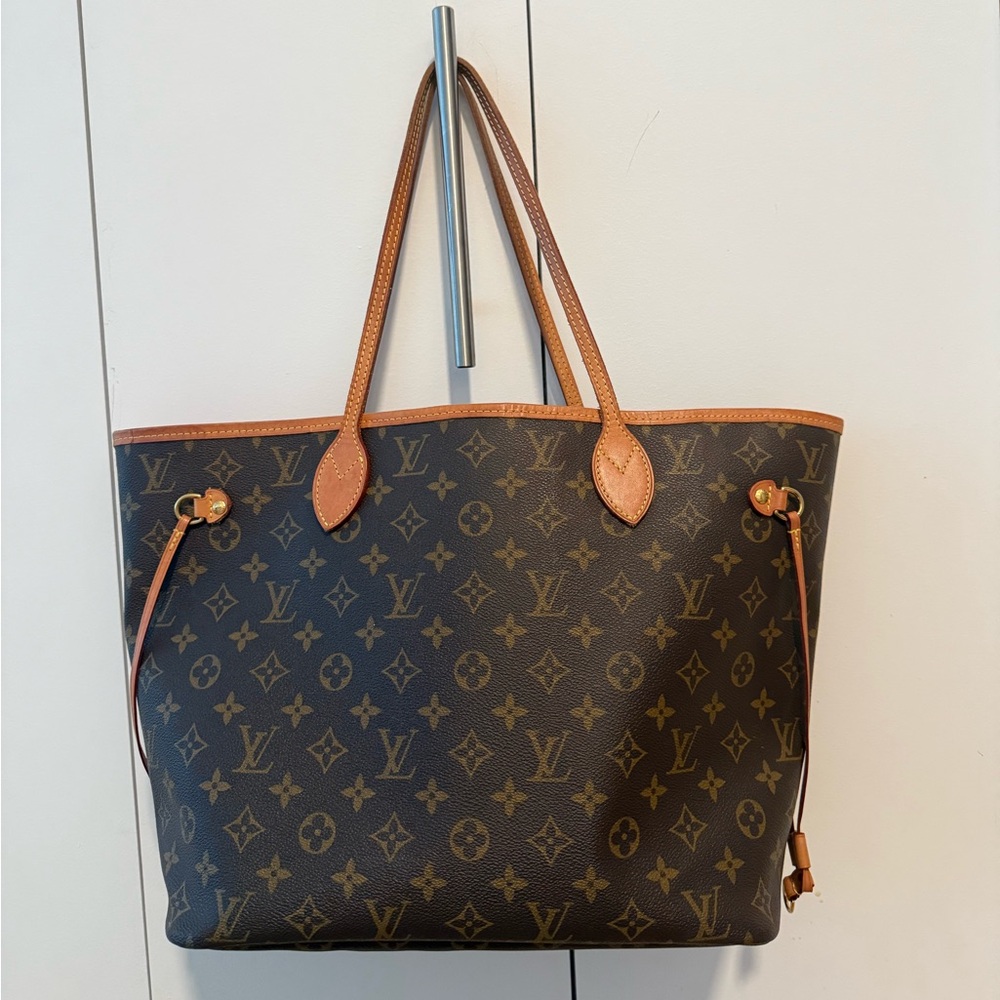 Louis Vuitton Neverfull MM